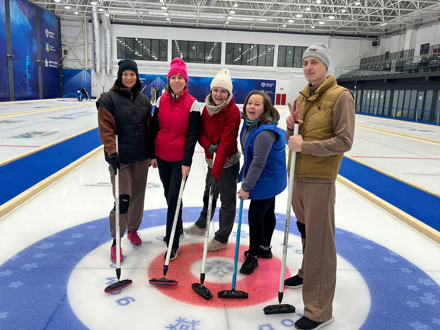 Команда "Вест ол" вышла на новый уровень тимбилдинга.